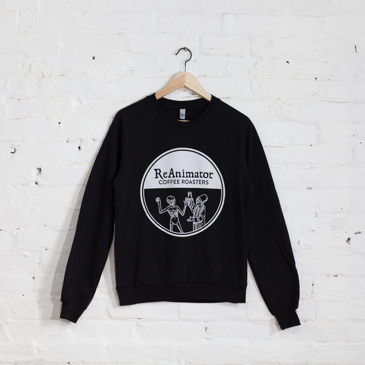 BLACK UNISEX CREWNECK SWEATSHIRT